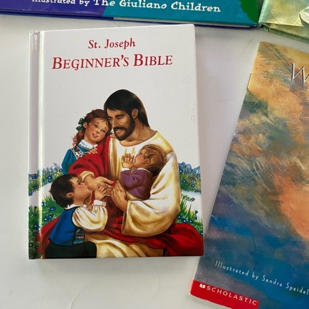 YOUNG READERS RELIGIOUS 4 BOOK BUNDLE - Picture 4 of 16